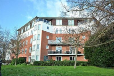 Regency Court, South Woodford E18